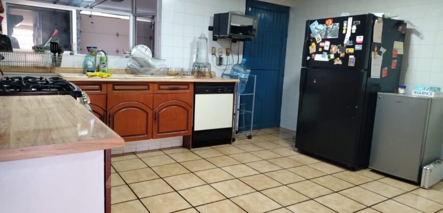 CASA EN VENTA 📍 Lomas 4a Secc. – S.L.P.