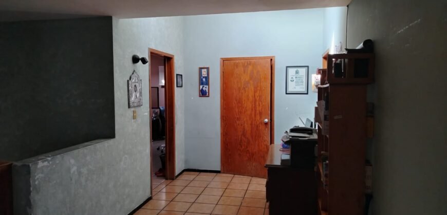 CASA EN VENTA 📍 Lomas 4a Secc. – S.L.P.