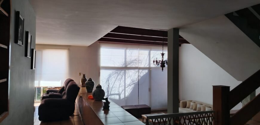 CASA EN VENTA 📍 Lomas 4a Secc. – S.L.P.