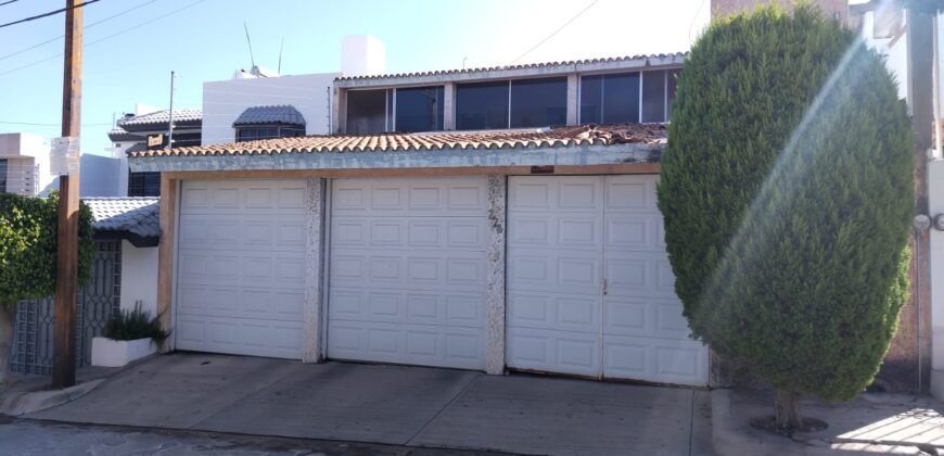 CASA EN VENTA 📍 Lomas 4a Secc. – S.L.P.