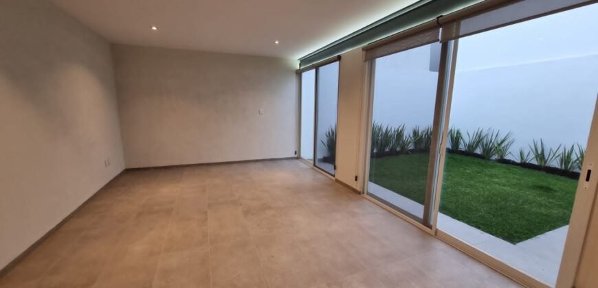 Casa en VENTA 📍 MONTERRA Oriente