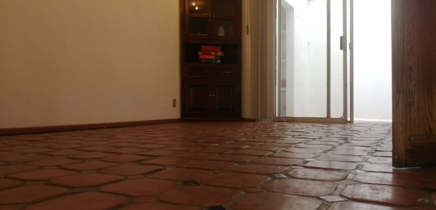 Casa en VENTA 📍 Lomas 3a Secc.