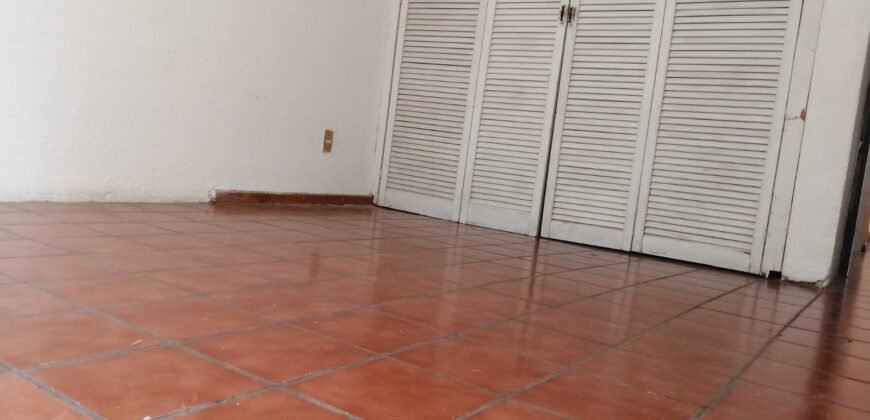 Casa en VENTA 📍 Lomas 3a Secc.