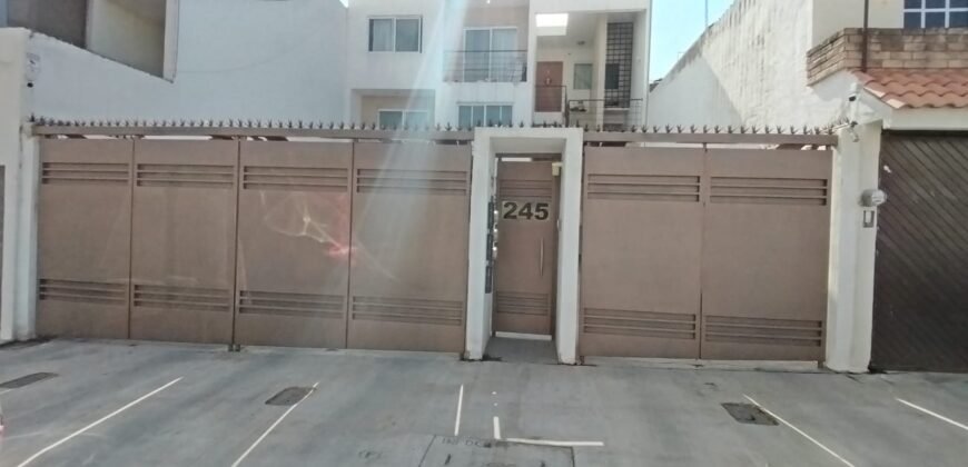 Departamento en VENTA 📍 Loma Verde S.L.P.