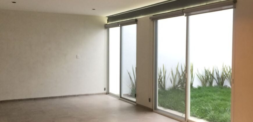 Casa en VENTA 📍 MONTERRA Oriente