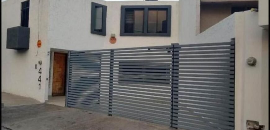 Casa en VENTA 📍 Zona Universitaria