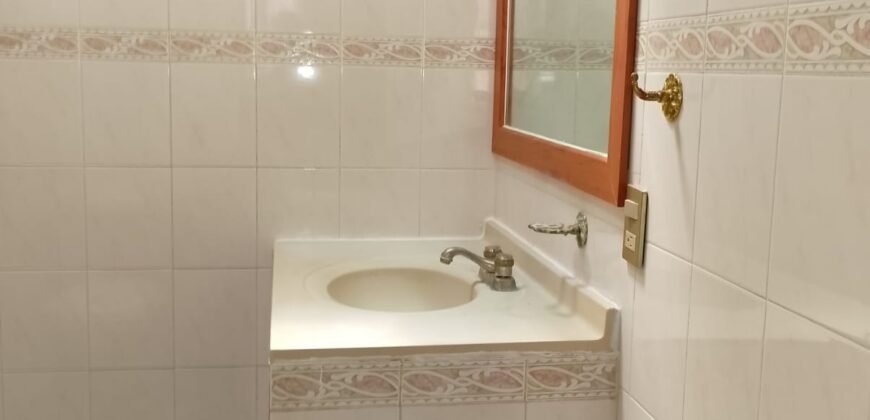 Renta de Casa 📍 Col. Jacarandas