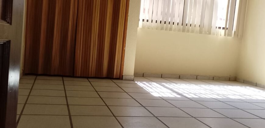 Renta de Casa 📍 Col. Jacarandas