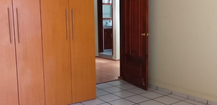 Renta de Casa 📍 Col. Jacarandas