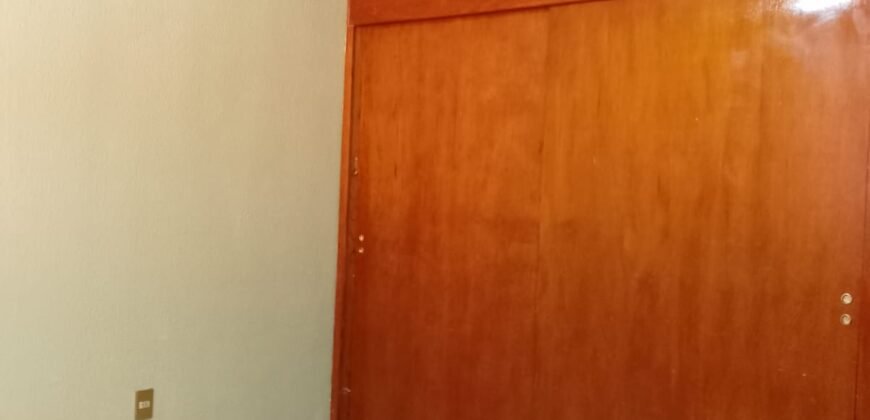 Renta de Casa 📍 Col. Jacarandas