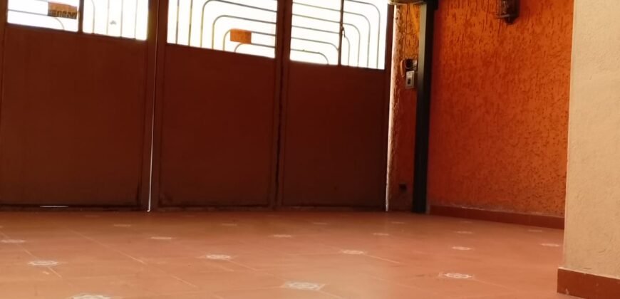 Renta de Casa 📍 Col. Jacarandas