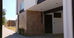 Casa en VENTA 📍 Priv. Parque Real