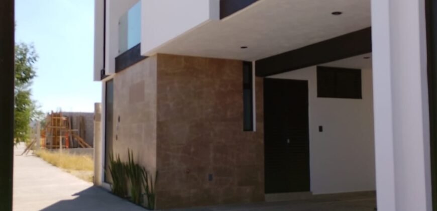 Casa en VENTA 📍 Priv. Parque Real