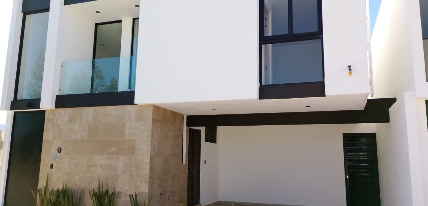 Casa en VENTA 📍 Priv. Parque Real