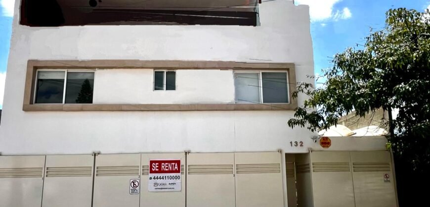 Departamento en VENTA 📍 Lomas 4a Secc.