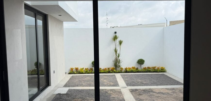 Casa en Venta 📍 Privadas Parque Real