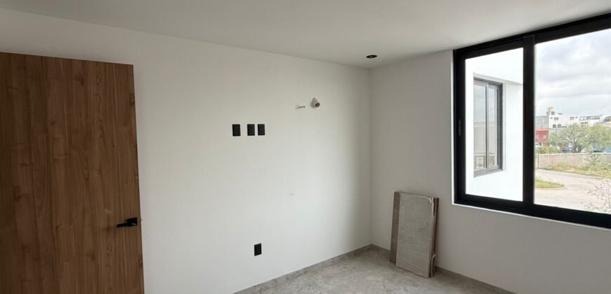 Casa en Venta 📍 Privadas Parque Real